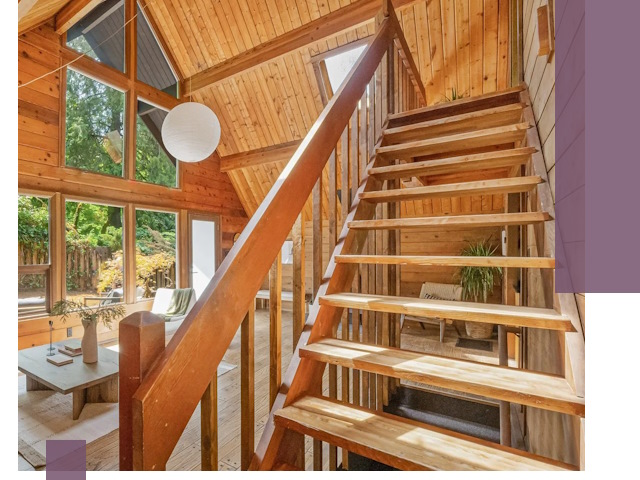 Лестницы для дачи под ключ в Добрянке — изготовление и монтаж