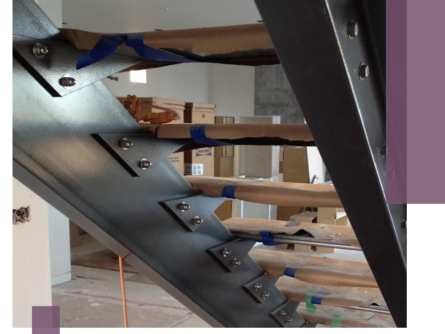 Усиление лестничных конструкций и усиление опор в Добрянке