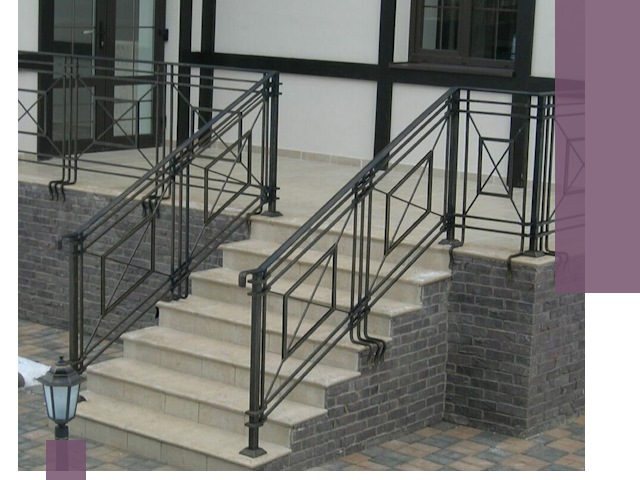 Перила для крыльца в Добрянке — монтаж, изготовление и установка