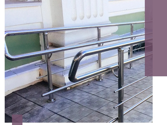 Ограждения пандусов из металла и нержавейки в Добрянке