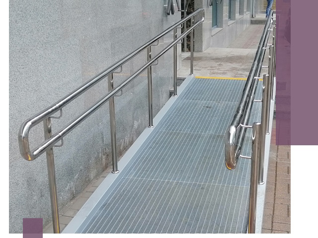 Пандусы для инвалидов в Добрянке — изготовление и монтаж