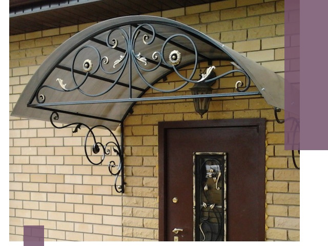 Изготовление козырьков из металла под ключ в Добрянке