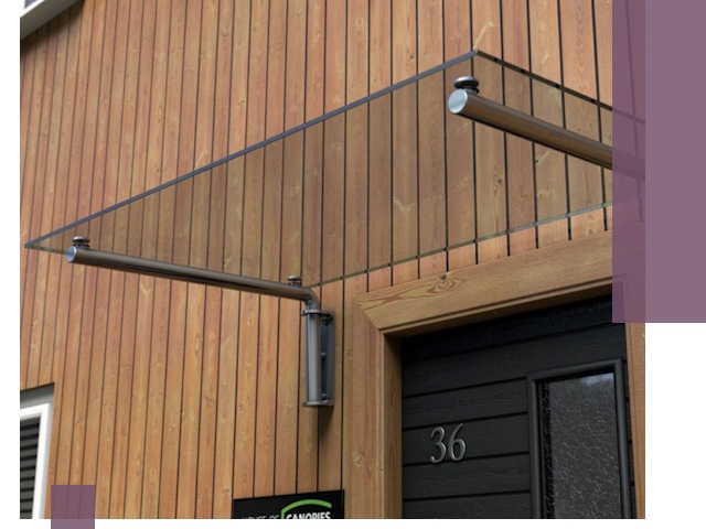 Стеклянные козырьки на входы и фасады в Добрянке