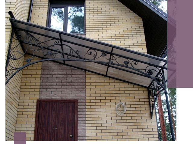 Односкатные козырьки из металла под ключ в Добрянке